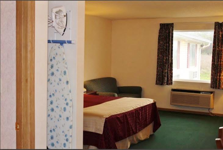 Americas Best Value Inn Knob Noster Rum bild
