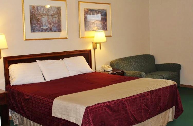 Americas Best Value Inn Knob Noster Rum bild