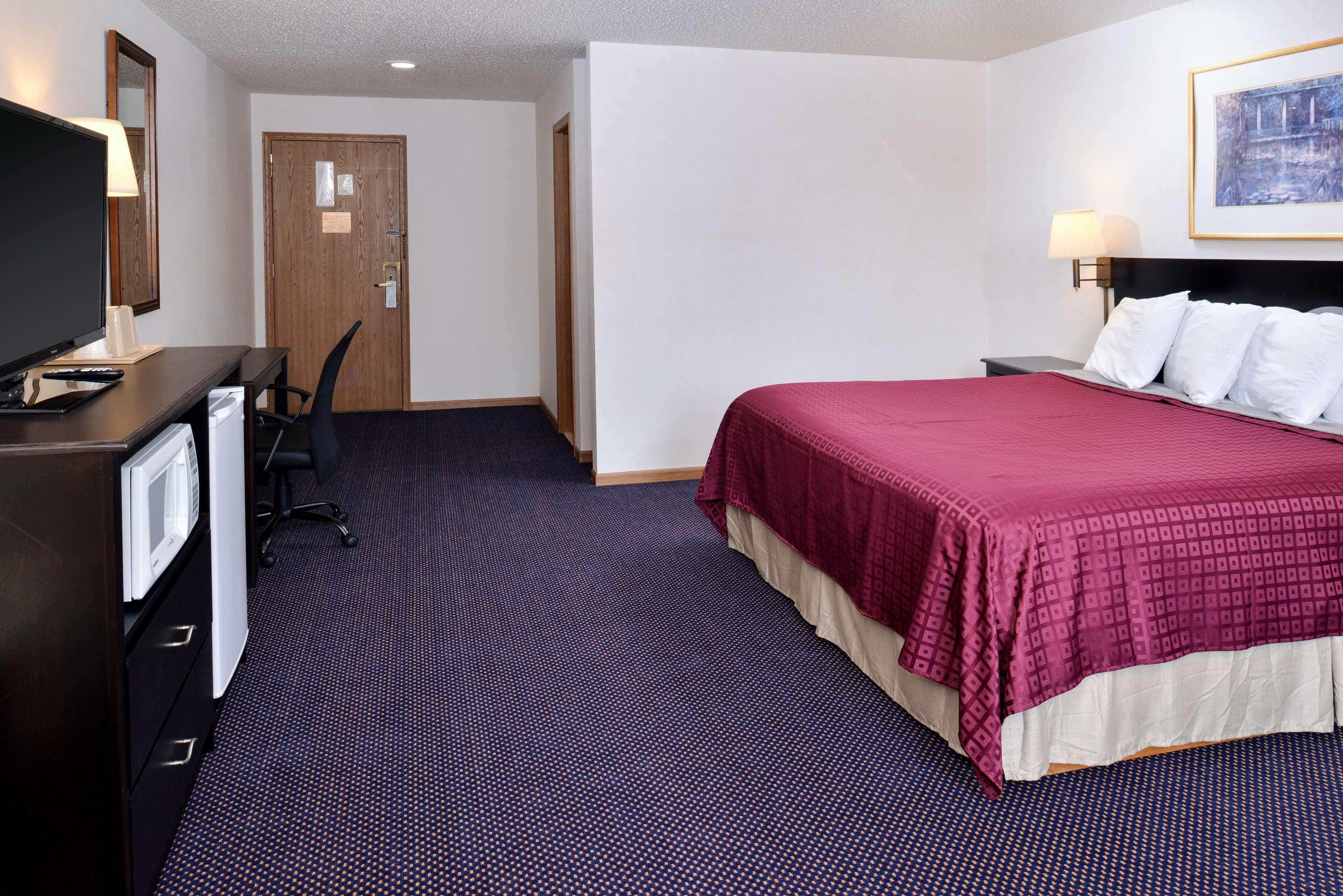 Americas Best Value Inn Knob Noster Exteriör bild